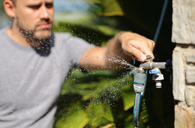 Leaking hoses, sprinklers, outdoor taps, and irrigation systems