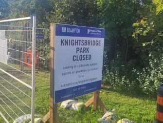 Knightsbridge Park closed for Chelsea Gardens construction.